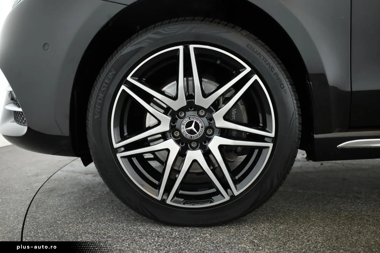 MERCEDES-BENZ V 300 d 4M lang Avantgarde AMG 8S Pano&hellip;