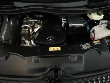 MERCEDES-BENZ V 300 d 4M lang Avantgarde AMG 8S Pano&hellip;
