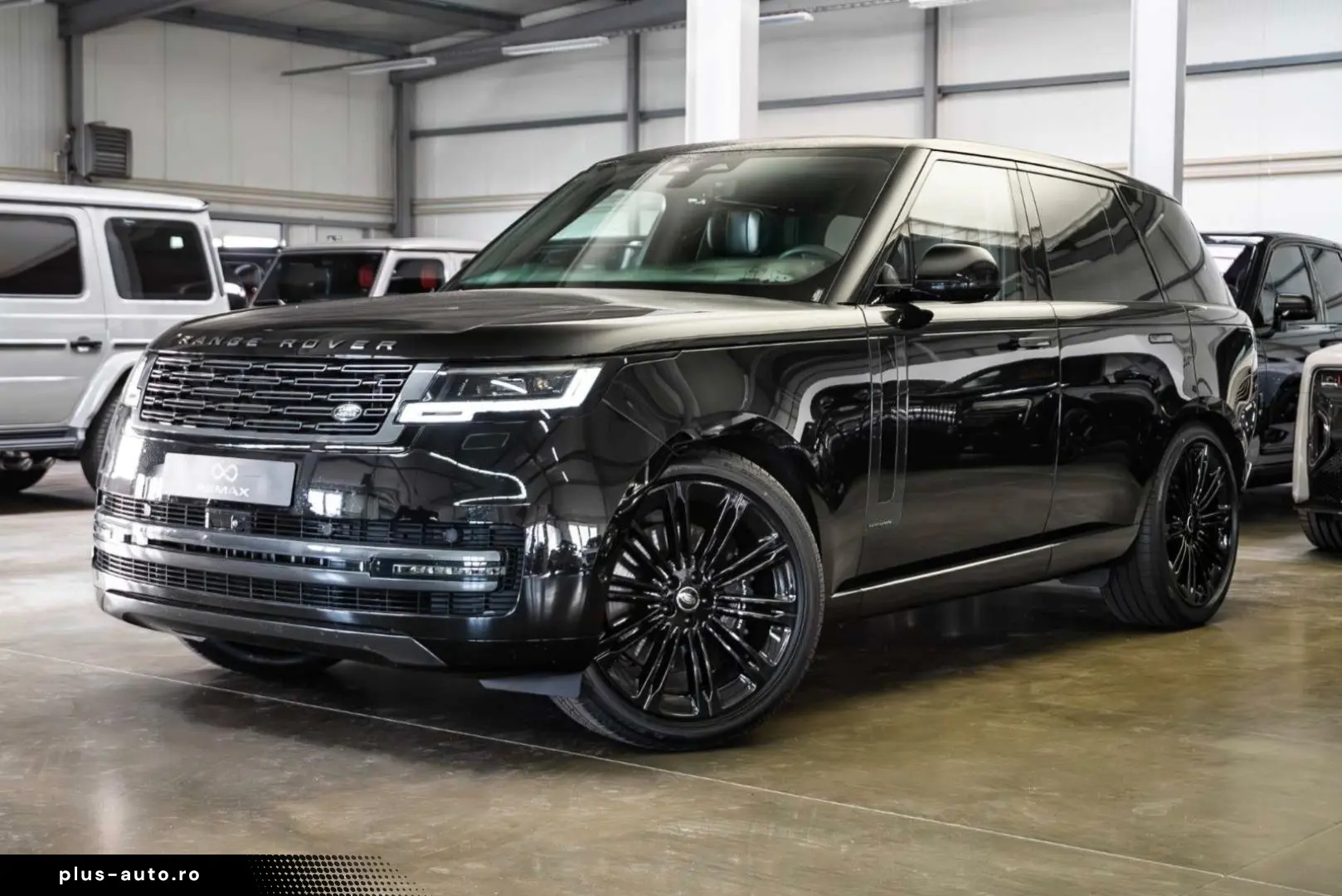 LAND ROVER Range Rover P530 Autobiography   Fond TV   Pano