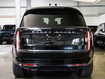 LAND ROVER Range Rover P530 Autobiography   Fond TV   Pano