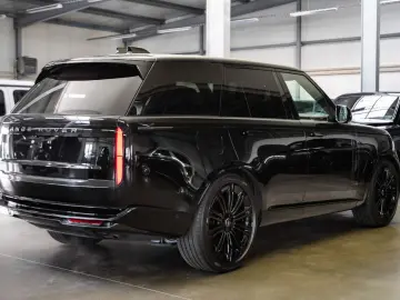 LAND ROVER Range Rover P530 Autobiography   Fond TV   Pano