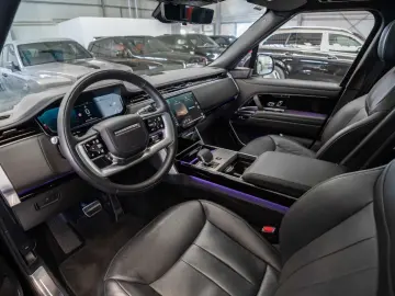 LAND ROVER Range Rover P530 Autobiography   Fond TV   Pano