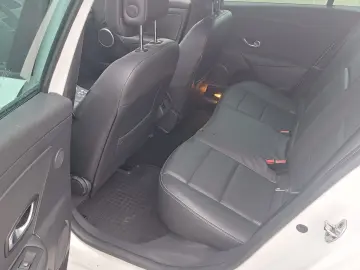 Renault Megane Diesel 1.9 2010 Manuala