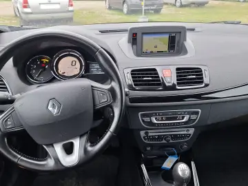 Renault Megane Diesel 1.9 2011 Manuala