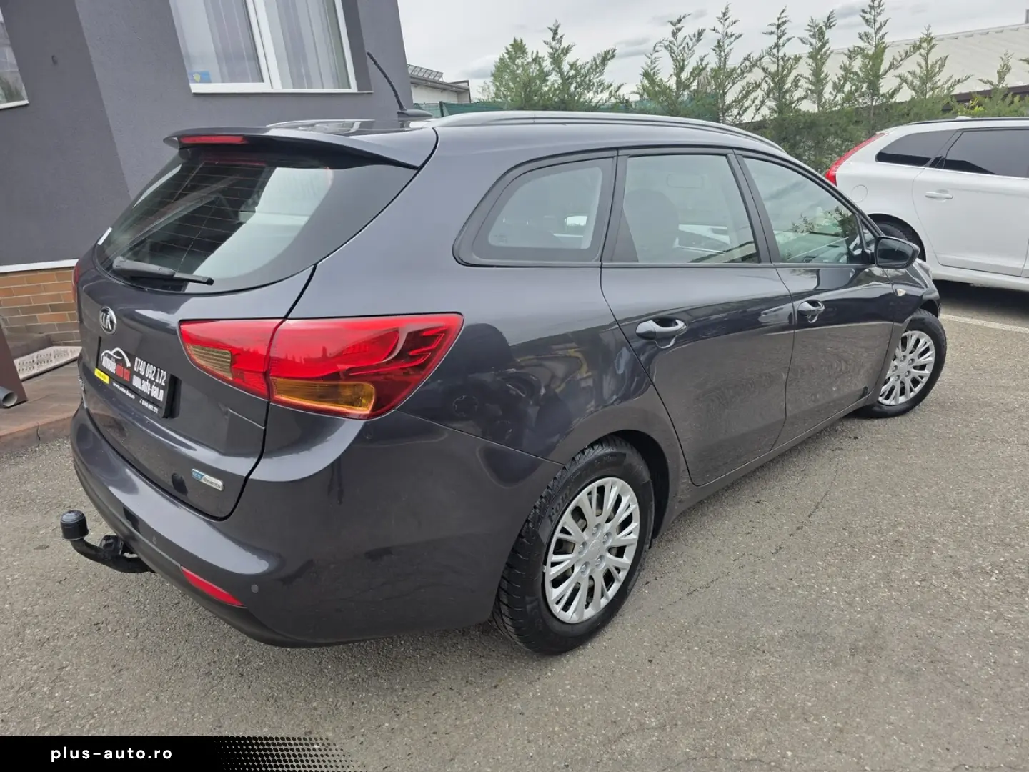 KIA Ceed Diesel 1.6 2016 Manuala