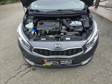 KIA Ceed Diesel 1.6 2016 Manuala