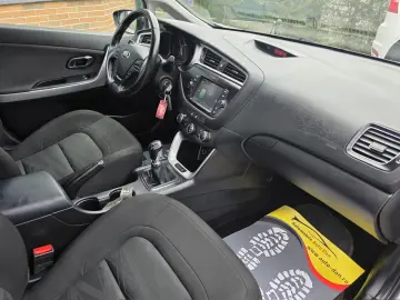 KIA Ceed Diesel 1.6 2016 Manuala