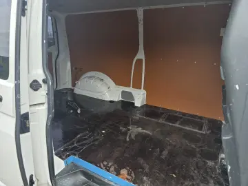 Volkswagen Transporter Diesel 2.0 2013 Manuala