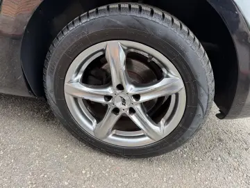 Volkswagen Touran Diesel 1.6 2012 Manuala