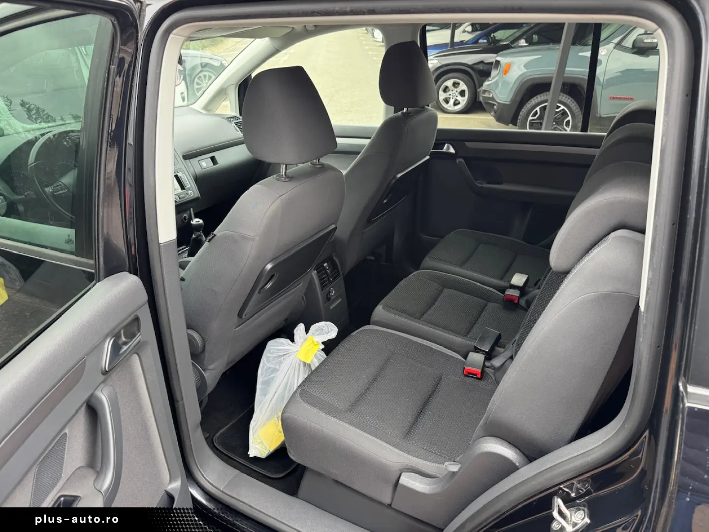 Volkswagen Touran Diesel 1.6 2012 Manuala