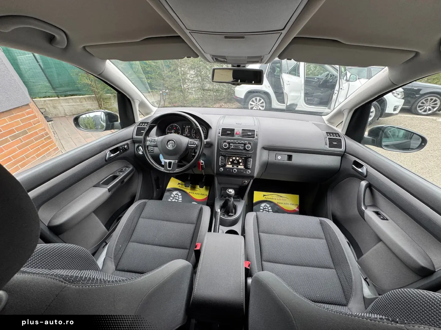 Volkswagen Touran Diesel 1.6 2012 Manuala