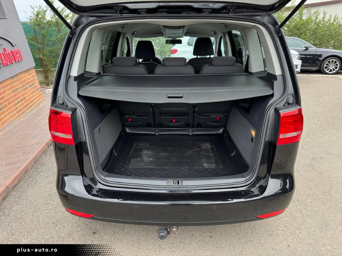 Volkswagen Touran Diesel 1.6 2012 Manuala