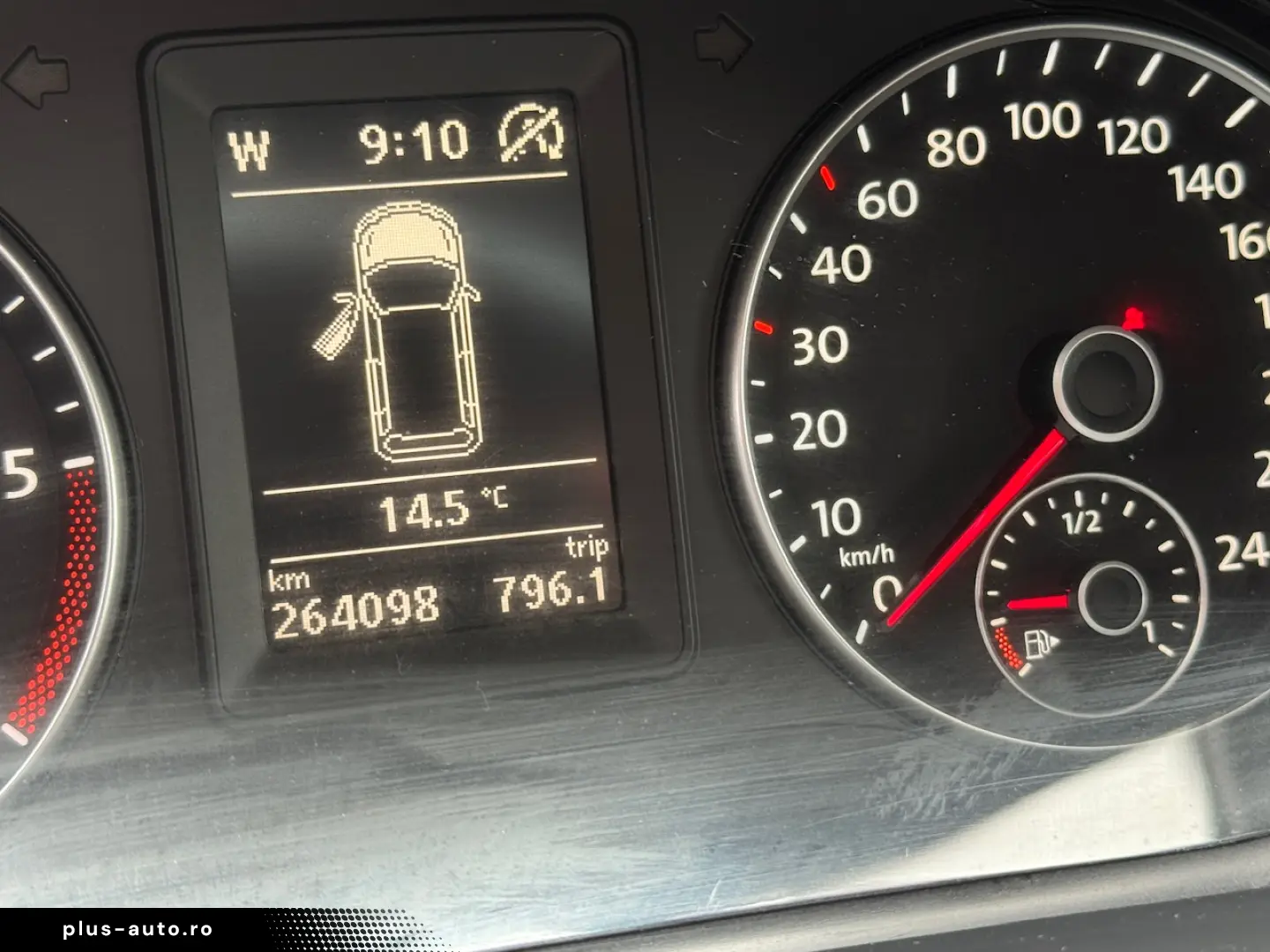 Volkswagen Touran Diesel 1.6 2012 Manuala