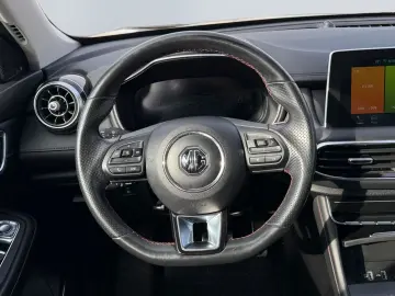 MG EHS PHEV Luxury  LED Pano 360  Leder SHZ CarPlay