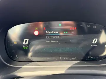 MG EHS PHEV Luxury  LED Pano 360  Leder SHZ CarPlay