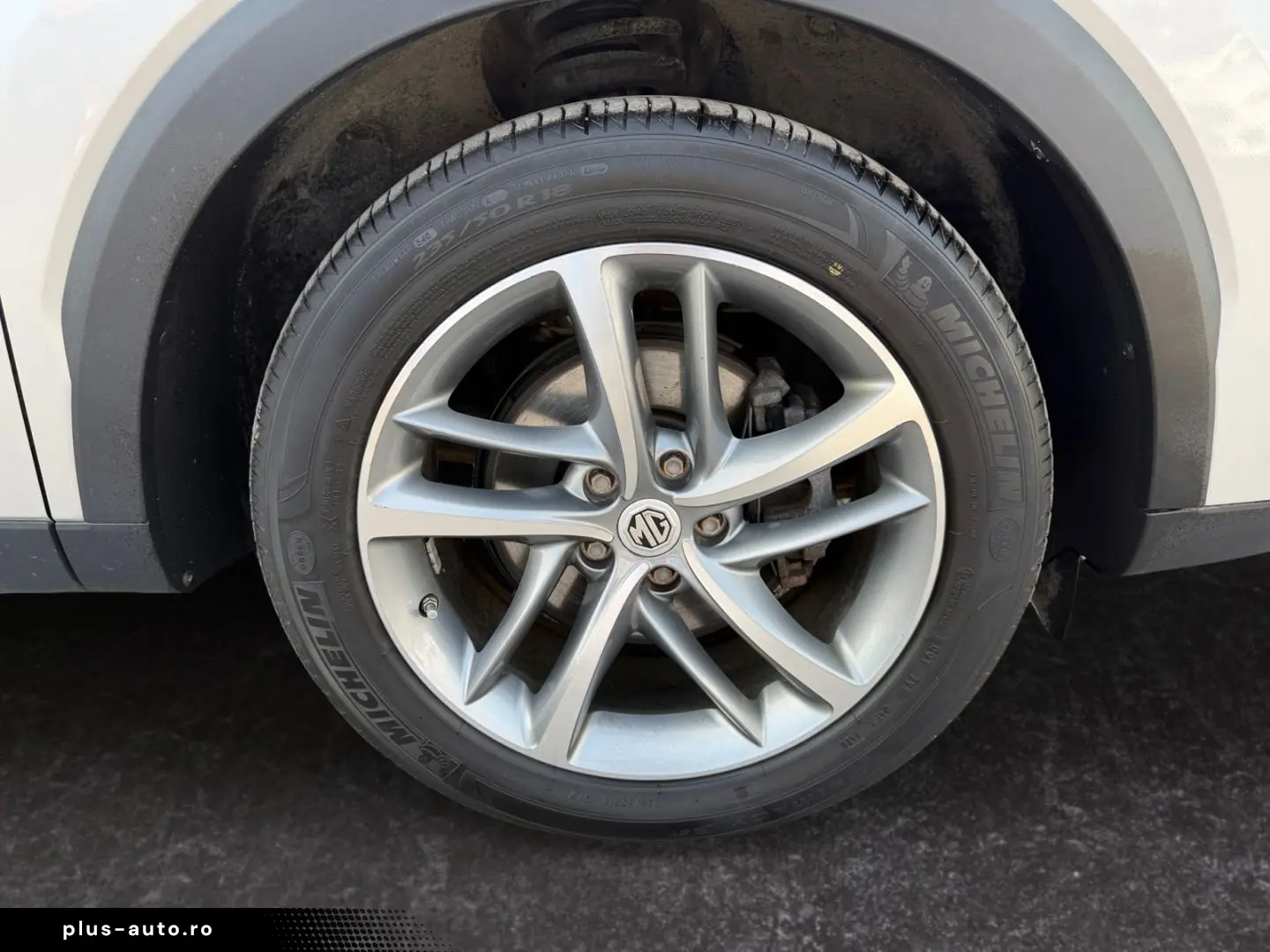 MG EHS PHEV Luxury  LED Pano 360  Leder SHZ CarPlay