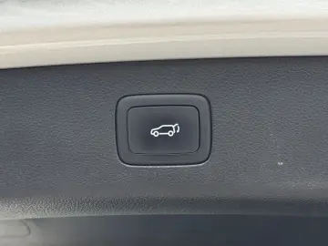 MG EHS PHEV Luxury  LED Pano 360  Leder SHZ CarPlay