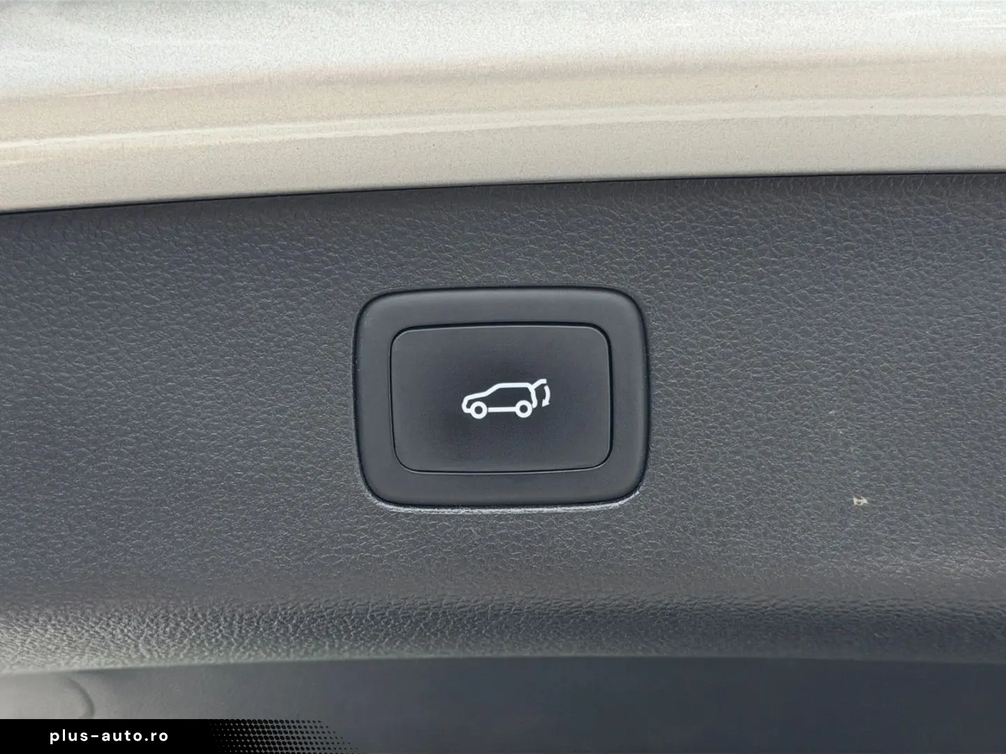 MG EHS PHEV Luxury  LED Pano 360  Leder SHZ CarPlay