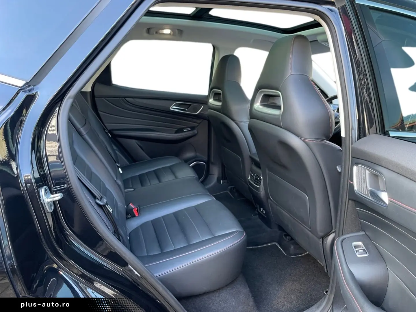 MG EHS PHEV Luxury  LED Pano 360  Leder SHZ CarPlay