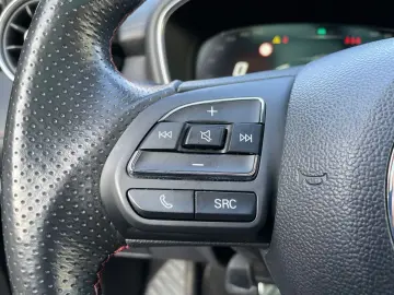 MG EHS PHEV Luxury  LED Pano 360  Leder SHZ CarPlay