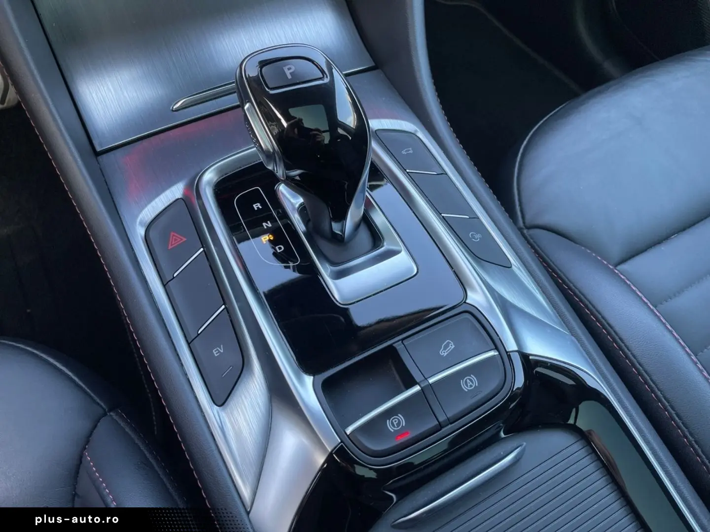 MG EHS PHEV Luxury  LED Pano 360  Leder SHZ CarPlay