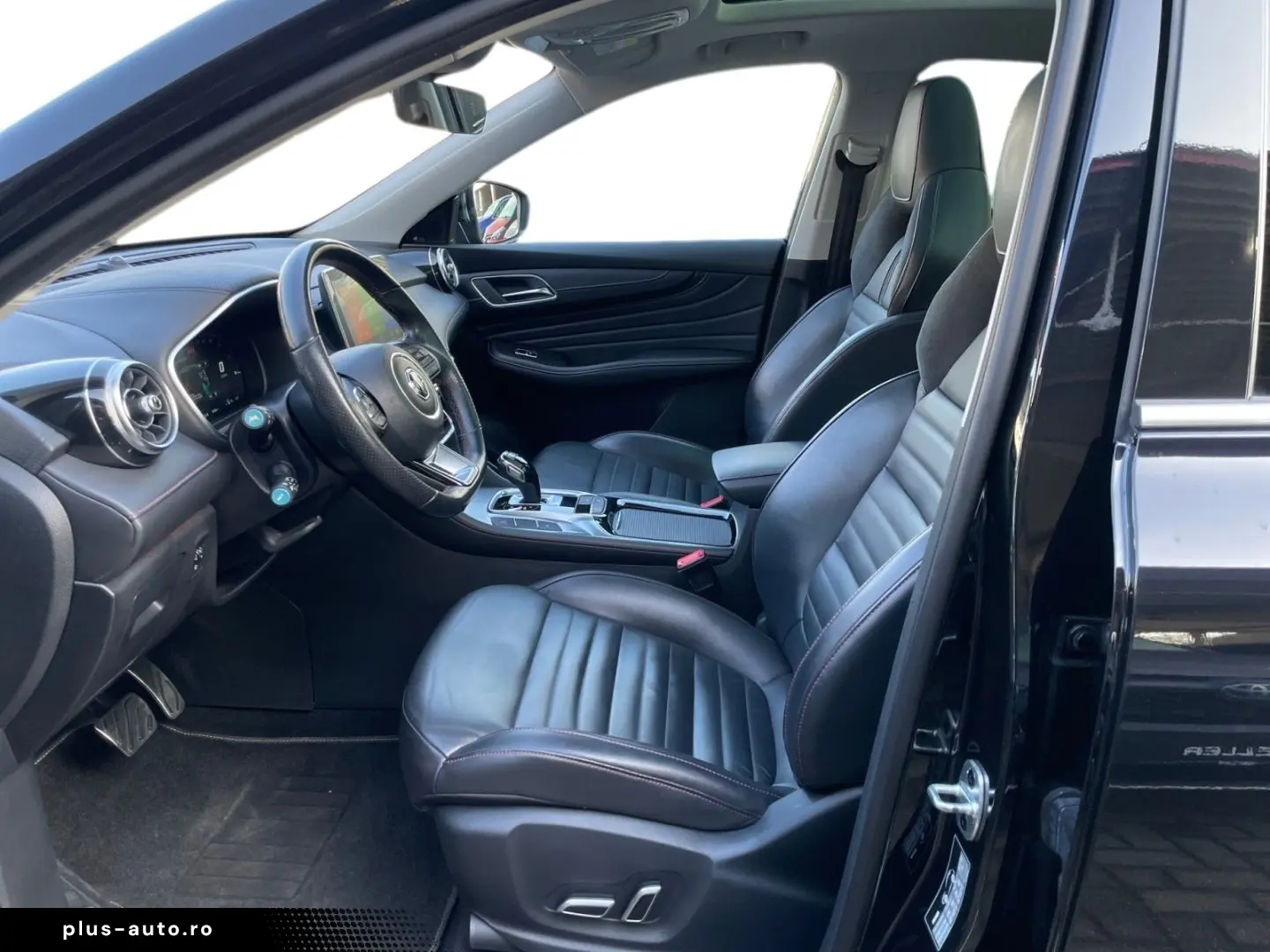 MG EHS PHEV Luxury  LED Pano 360  Leder SHZ CarPlay