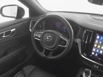 VOLVO S60 Recharge T8 AWD Plug-in Hybrid