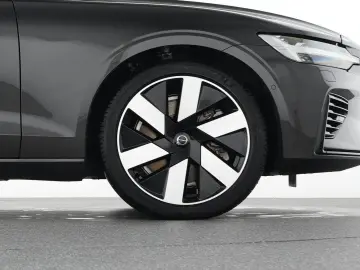 VOLVO S60 Recharge T8 AWD Plug-in Hybrid