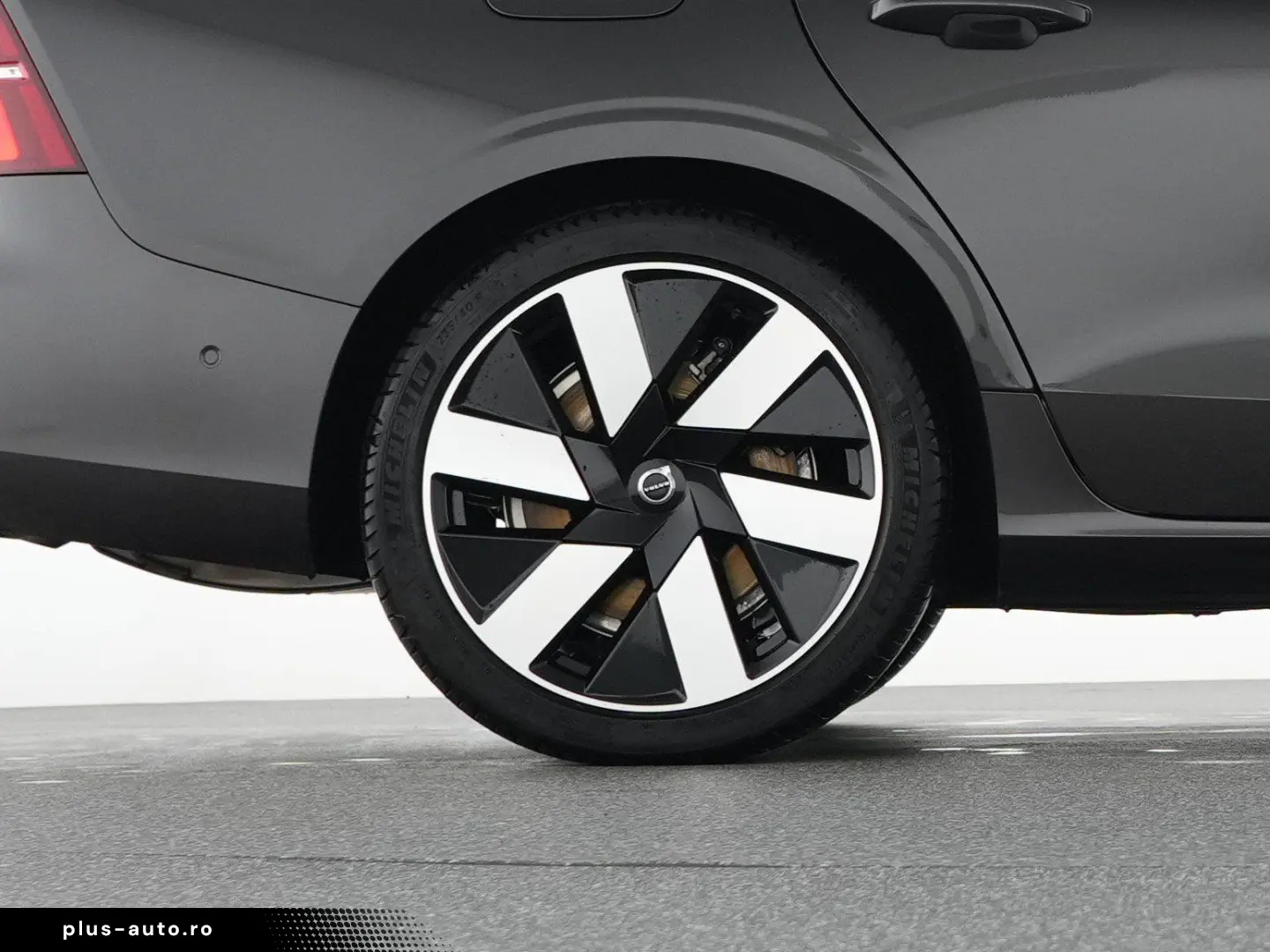 VOLVO S60 Recharge T8 AWD Plug-in Hybrid