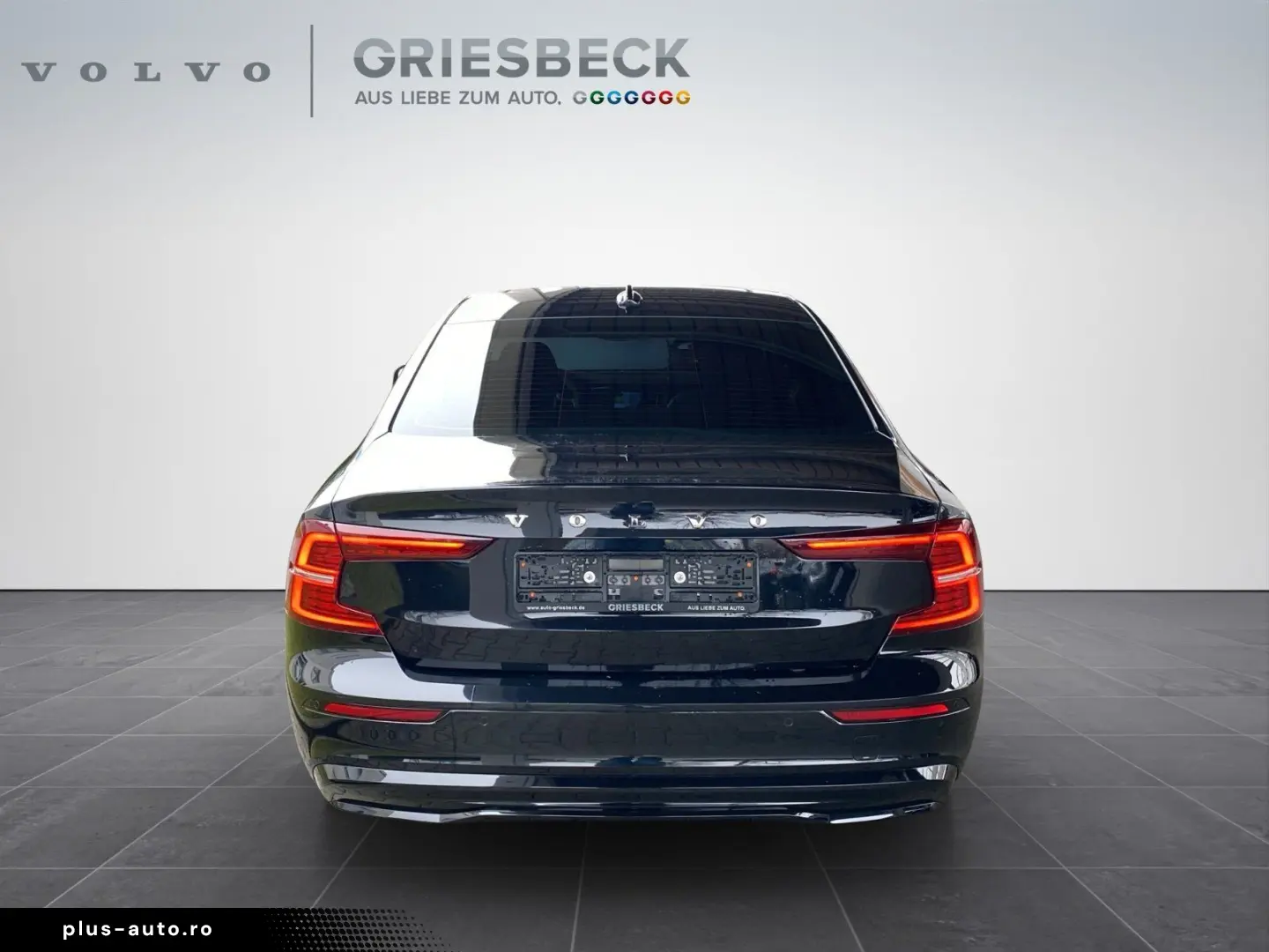 VOLVO S60 T8 Ultimate Dark Recharge