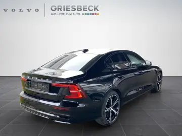 VOLVO S60 T8 Ultimate Dark Recharge