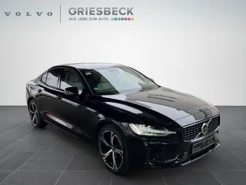 VOLVO S60 T8 Ultimate Dark Recharge