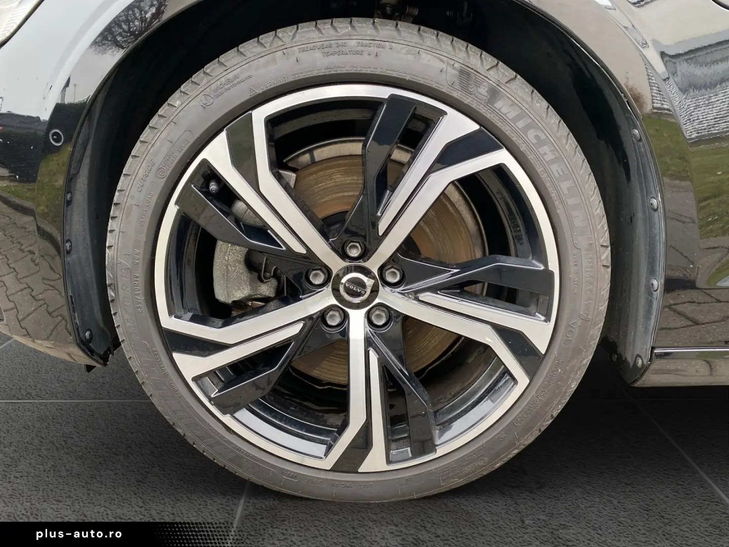 VOLVO S60 T8 Ultimate Dark Recharge