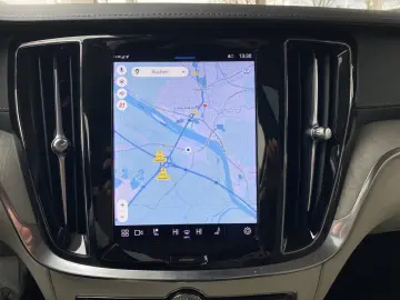 VOLVO S60 T8 Ultimate Dark Recharge