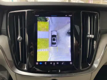 VOLVO S60 T8 Ultimate Dark Recharge