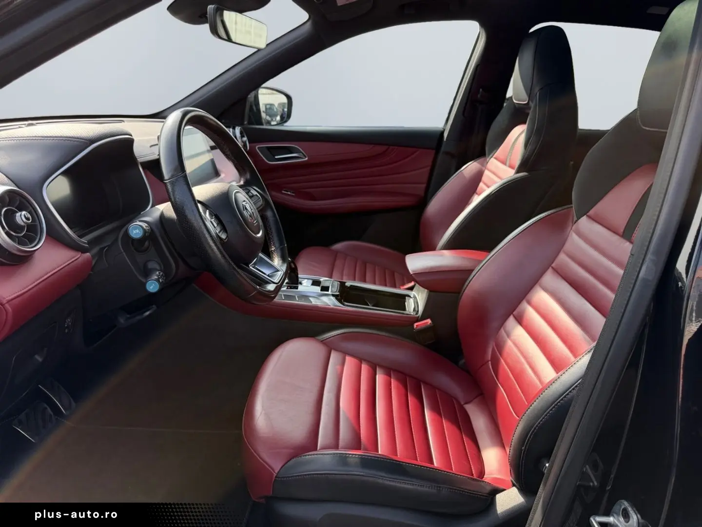 MG EHS PHEV Luxury  LED Pano 360  Leder SHZ CarPlay