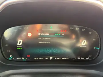 MG EHS PHEV Luxury  LED Pano 360  Leder SHZ CarPlay