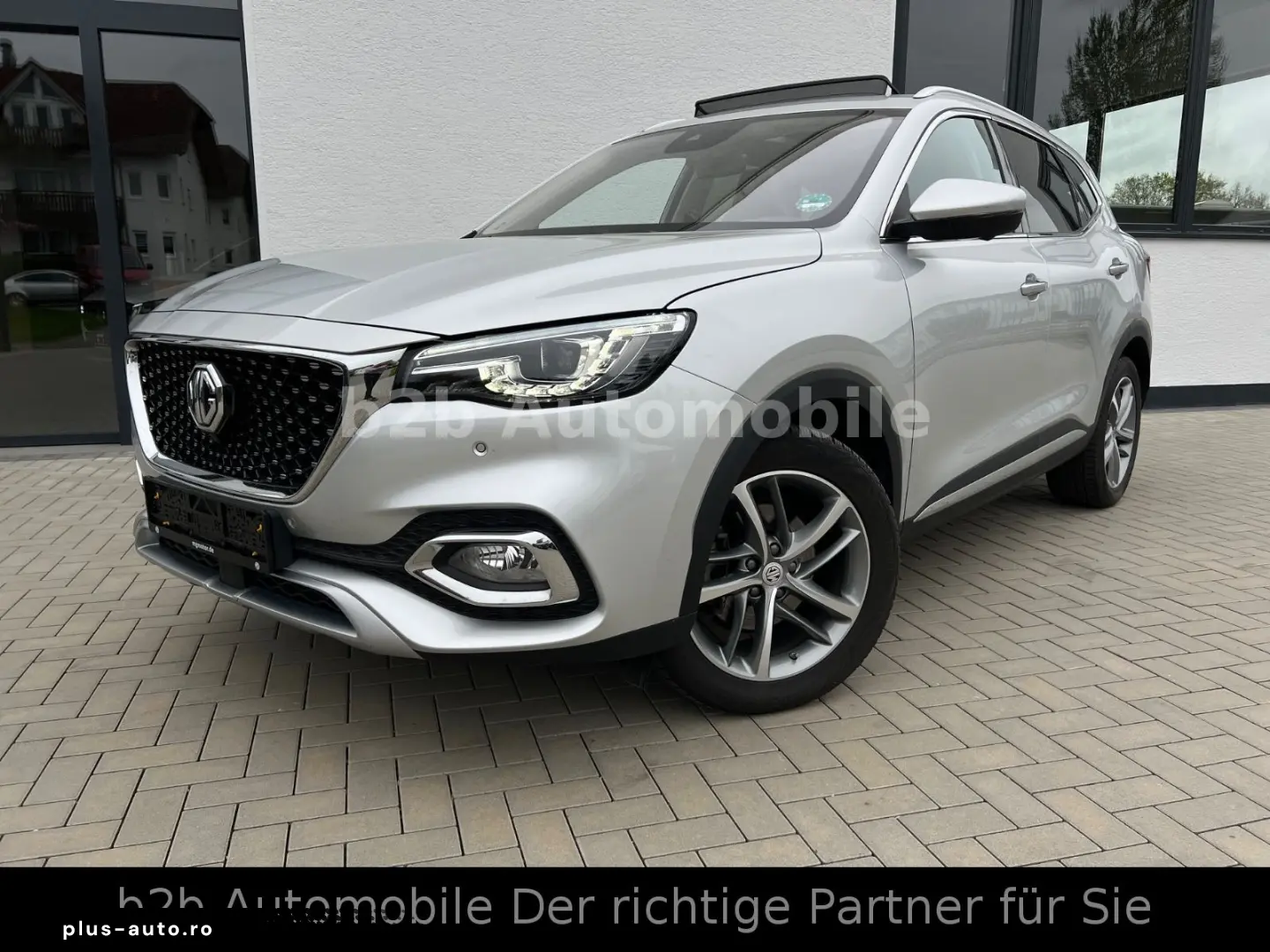 MG EHS Luxury PHEV Pano Key LED Virtual 18Zoll 360