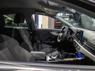 Audi A4 40 TFSI MY21