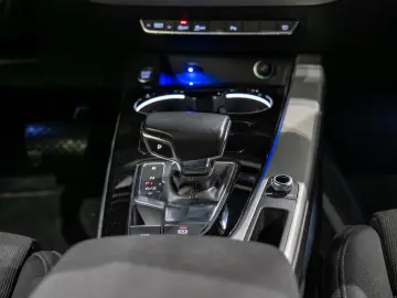 Audi A4 40 TFSI MY21