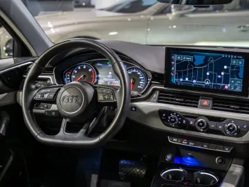 Audi A4 40 TFSI MY21