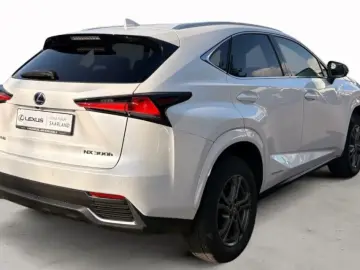 LEXUS NX 300h 2 5 Hybrid Style Edition WKR