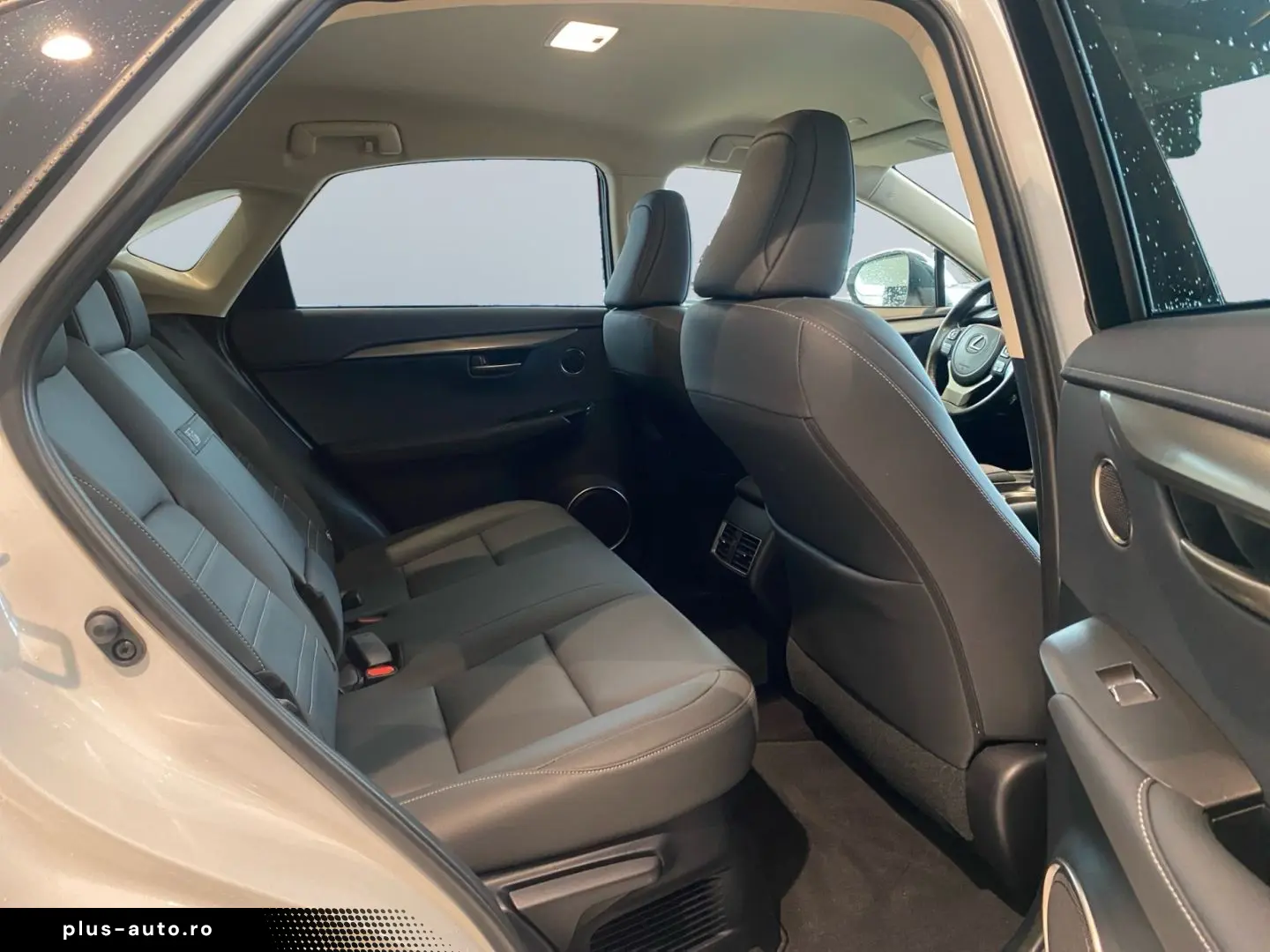 LEXUS NX 300h Style Edition  Bi-LED CAM SHZ CarPlay PD