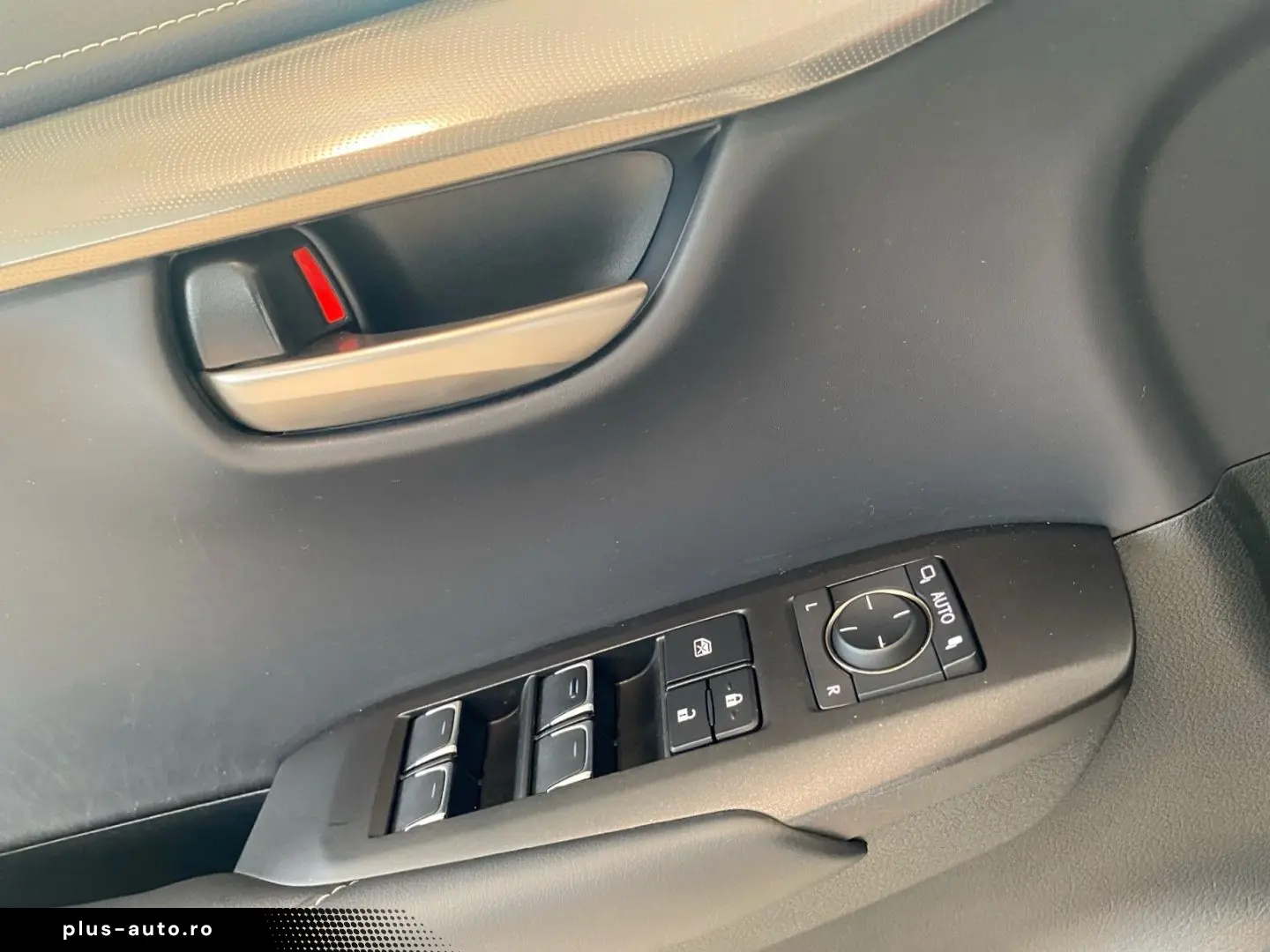 LEXUS NX 300h Style Edition  Bi-LED CAM SHZ CarPlay PD