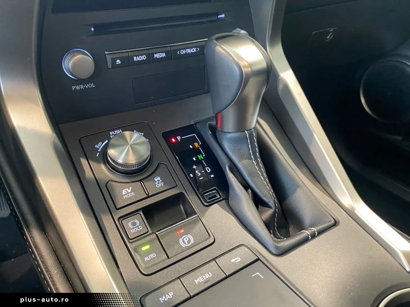 LEXUS NX 300h Style Edition  Bi-LED CAM SHZ CarPlay PD