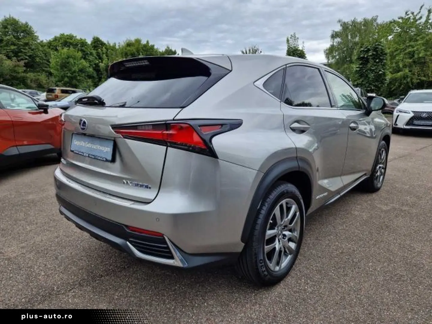 LEXUS NX 300h E-FOUR Executive Line Panodach Navi LED