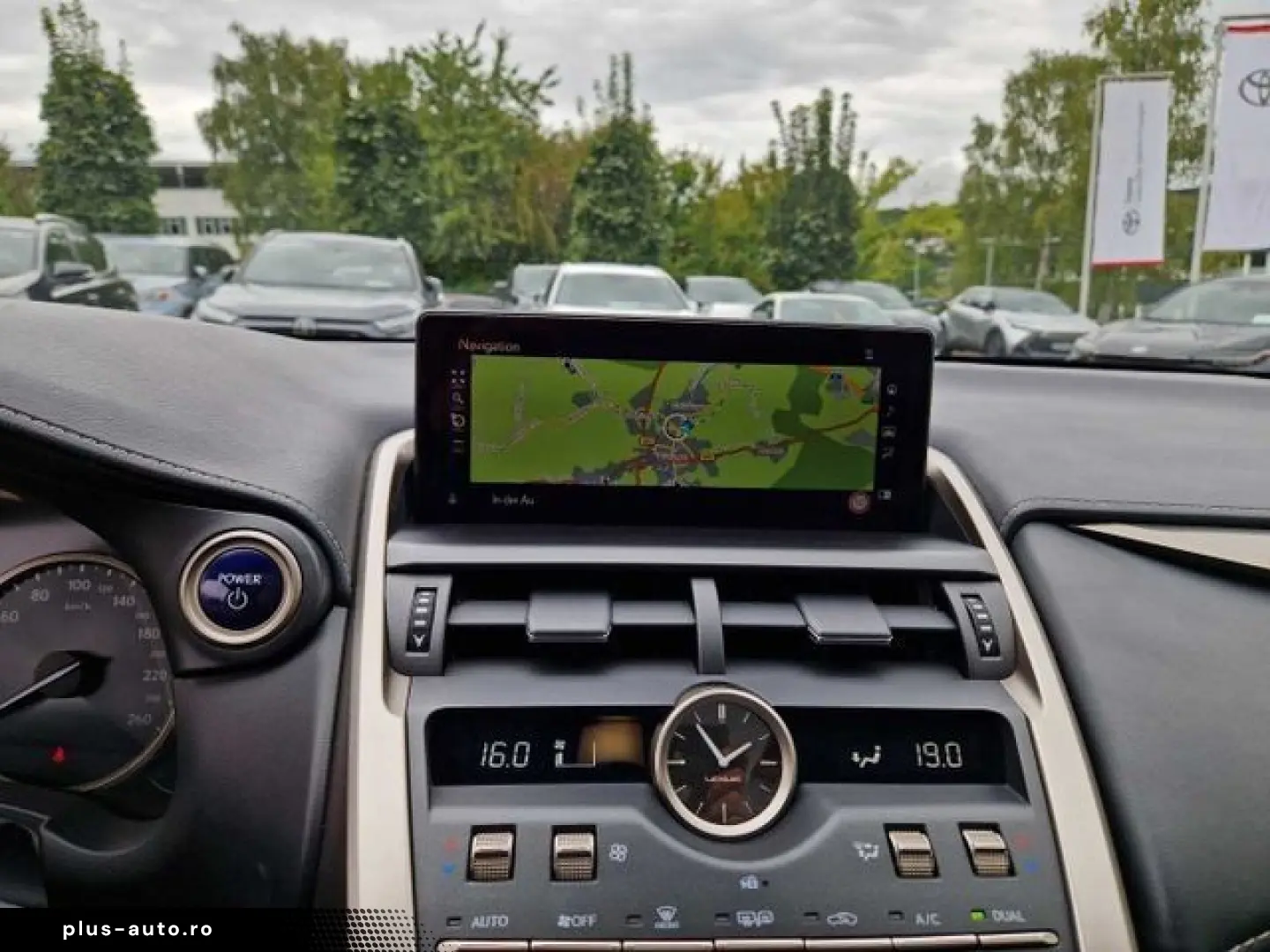 LEXUS NX 300h E-FOUR Executive Line Panodach Navi LED