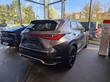 LEXUS NX 350h E-FOUR F SPORT AHK HUD Sportpaket AD AHK
