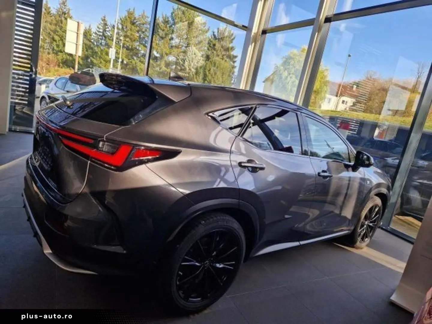 LEXUS NX 350h E-FOUR F SPORT AHK HUD Sportpaket AD AHK