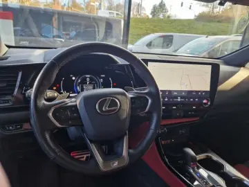 LEXUS NX 350h E-FOUR F SPORT AHK HUD Sportpaket AD AHK